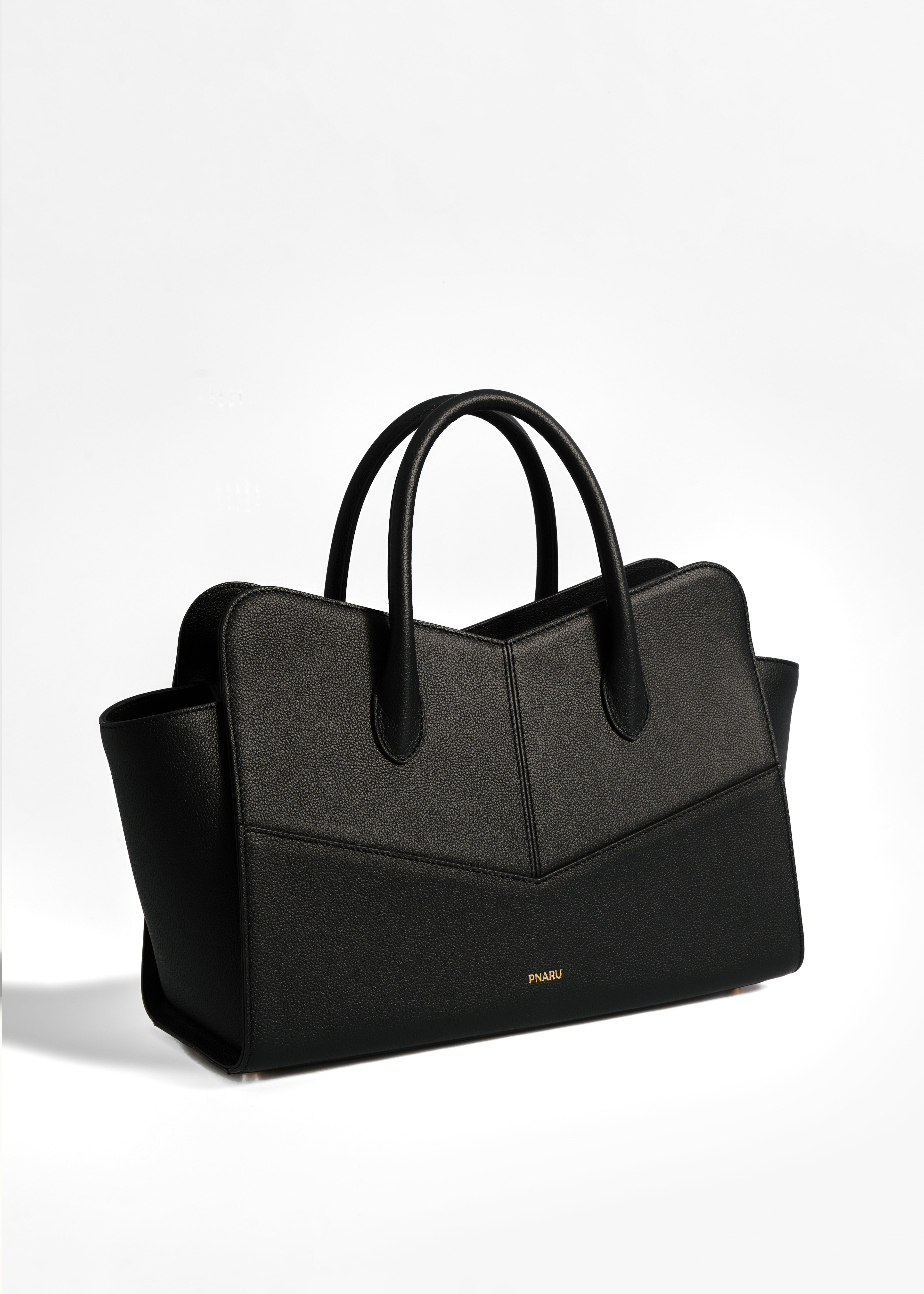 PNARU VENA LARGE Black Leather